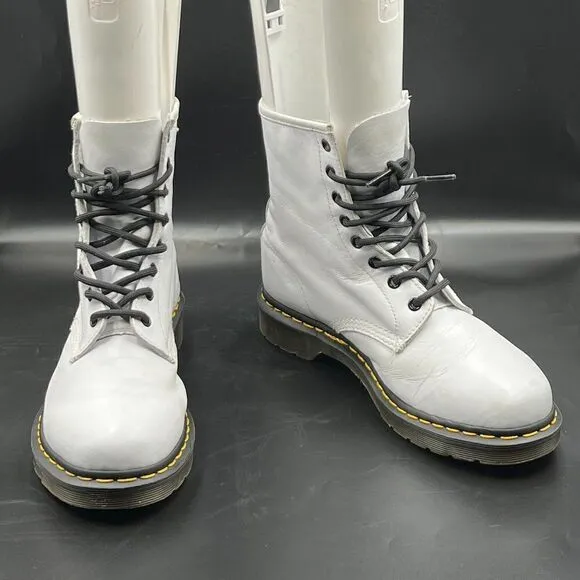 Dr. Martens 1460 Virginia Leather Laced Boots