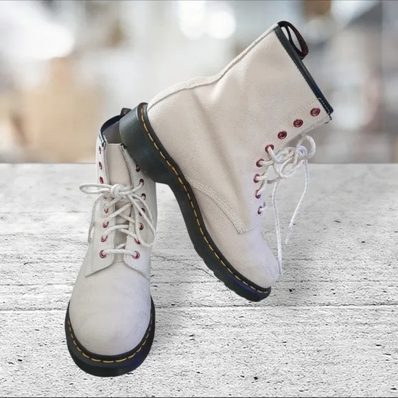 Dr. Martens bejeweled boots size 9 USL