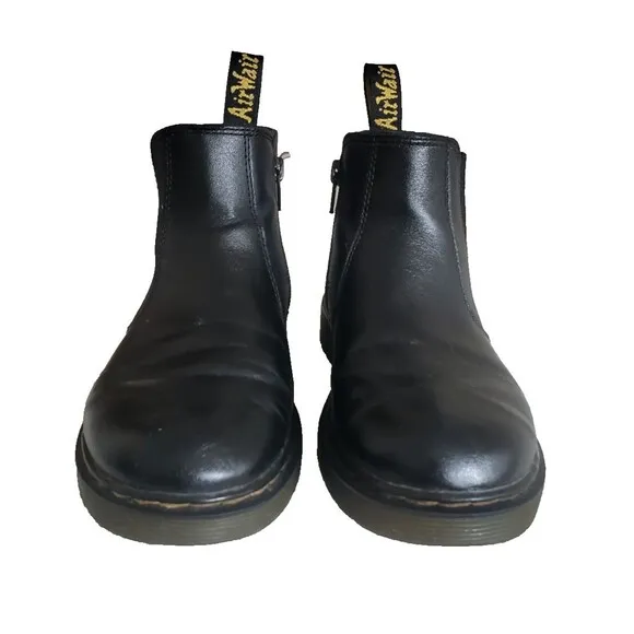 Dr. Martens  Black Leather Chelsea Boot Pull On Boots Kids Size 3 2976J