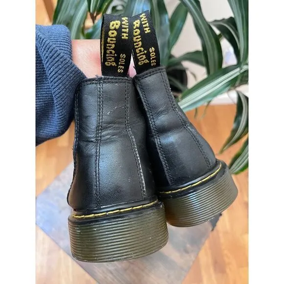Dr Martens Flaw Youth 2976 Softy T Black Leather Chelsea Boots Kids US Size 6