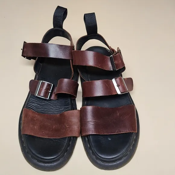 Dr. Martens Gryphon Brando leather strap and buckle casual sandals size 11