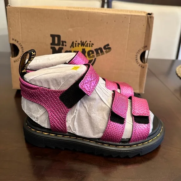 DR. MARTENS Klaire Sandals