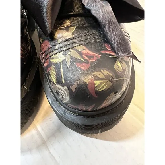 DR. MARTENS SINCLAIR DECAYED ROSES LEATHER PLATFORM BOOTS SIZE 6