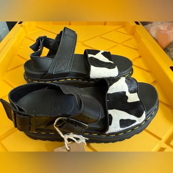 Dr. Martens VOSS ANIMAL PRINT LEATHER STRAP SANDALS Size 5