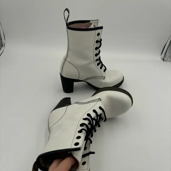 Dr. Martens Women’s 6 White Leather Darcie Heeled Lace Up Boots