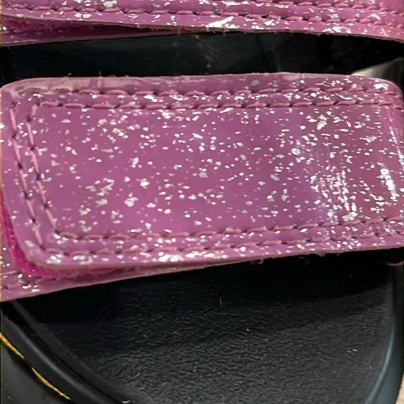 Dr.Martens Pre-School Klaire‎ Glitter Sandals kids size 1 never worn