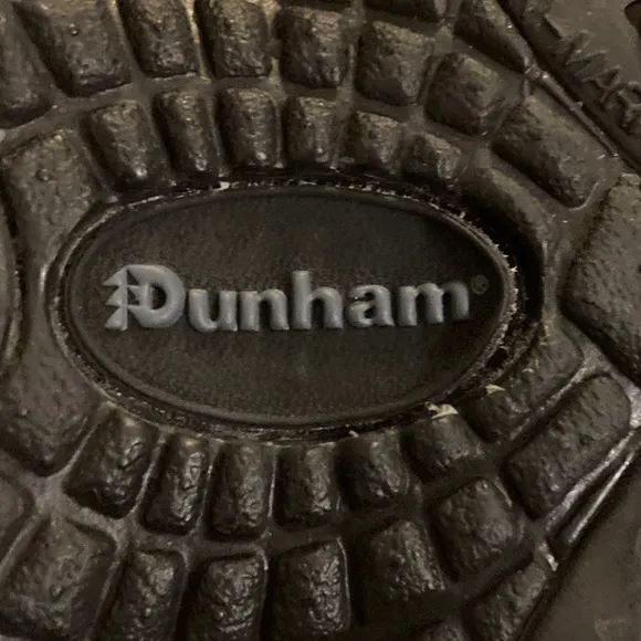 Dunham waterproof hiking/trekking/work  boots Womens Size 7 Model DS675TN
