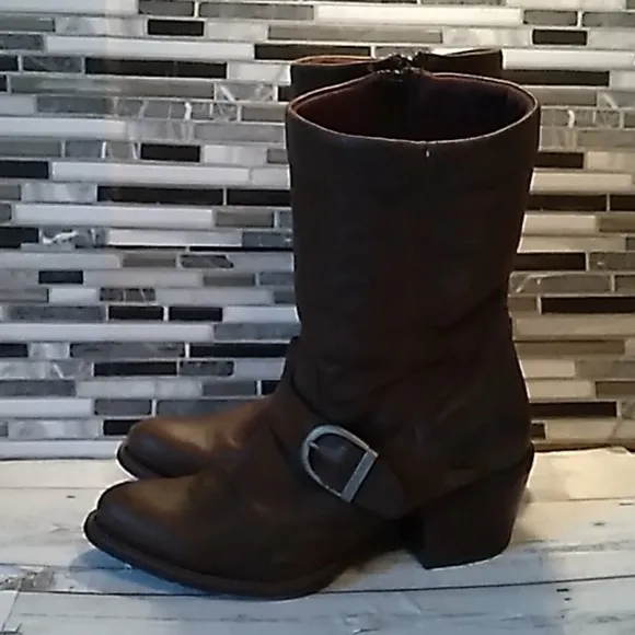 Durango womans pull on side zipper cowboy boots 👢