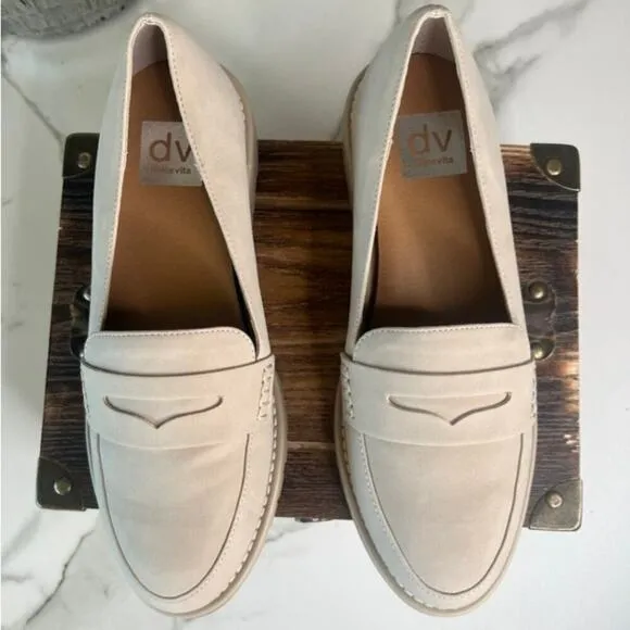 DV by Dolce Vita Carley Loafers in Beige