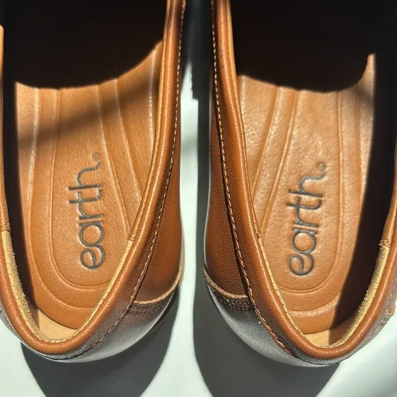 Earth Jarvas Med Brown Round Toe Casual Slip on Penny Loafers Size 7W