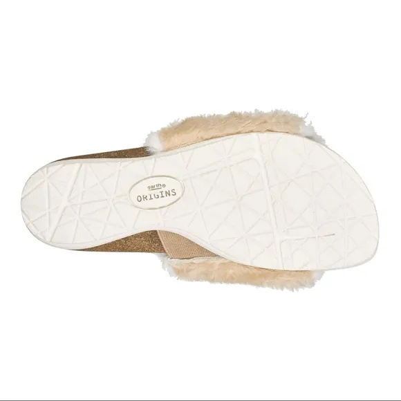 EARTH ORIGINS OLLI SLIDE SANDALS FAUX FUR NUDE BLUSH NWT SZ 8