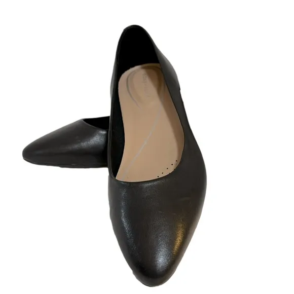 Easy Spirit Black Leather Flats with 1-Inch Heel Shoes Size 9.5 - NWOT