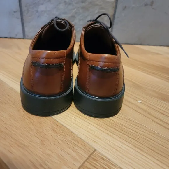 ECCO Brown Leather Square Toe Lace Up Tie Shoes Size EU 42