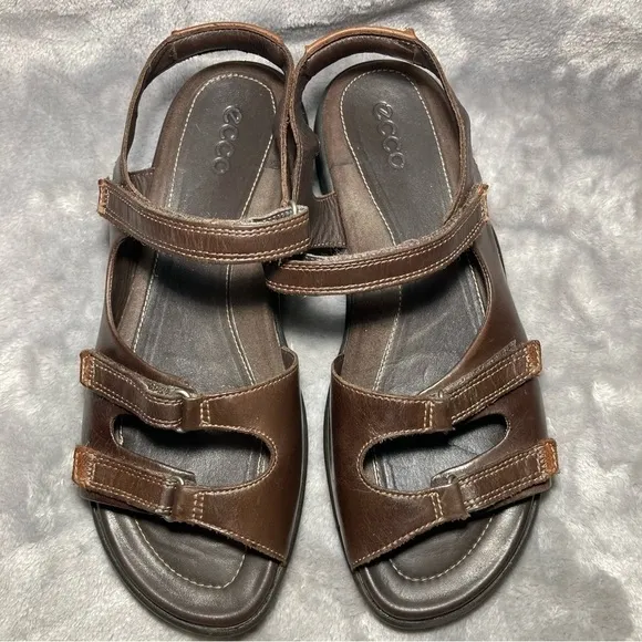 Ecco Chocolate Brown Leather Adjustable Three Strap Sandals Size 39