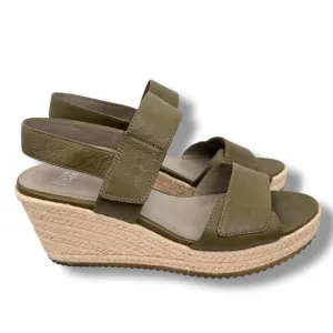 Eileen Fisher Winnie sandals 8.5 wedge espadrille leather hook and loop olive