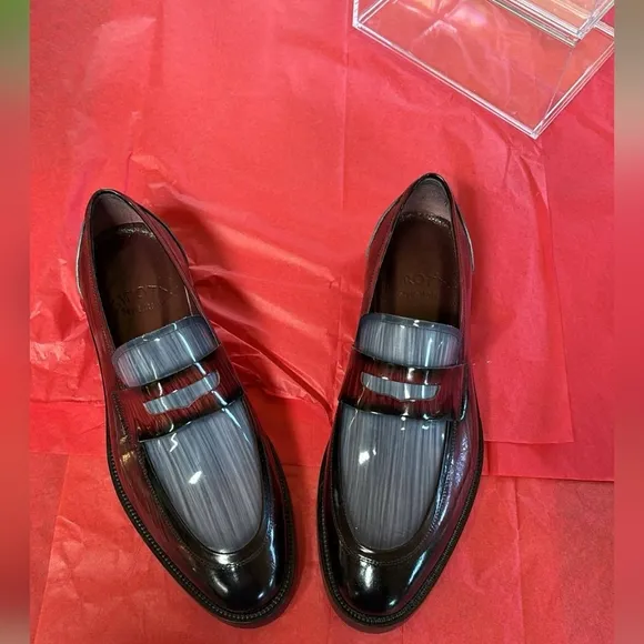 Elegant Black and Gray Slip-On Loafers with Glossy Finish