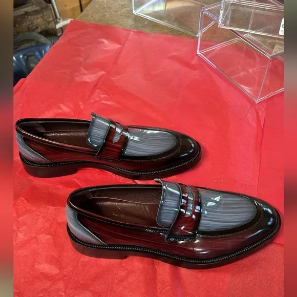 Elegant Black and Gray Slip-On Loafers with Glossy Finish