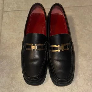 Elegant Black Leather Loafers