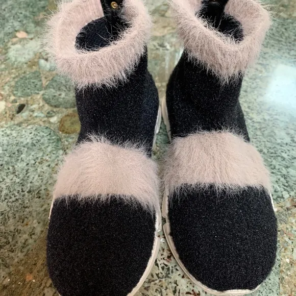 Elisabetta Franchi La Mia Bambina Girls sock knit sneakers EU30 US 12.5
