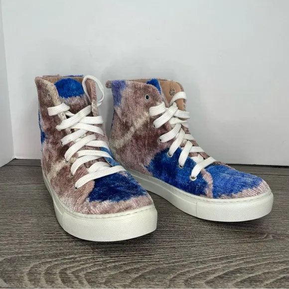 Elysian Ankara Silk Velvet Hi-top sneakers. EUR 38. Women’s 7.5. NWT. See pic