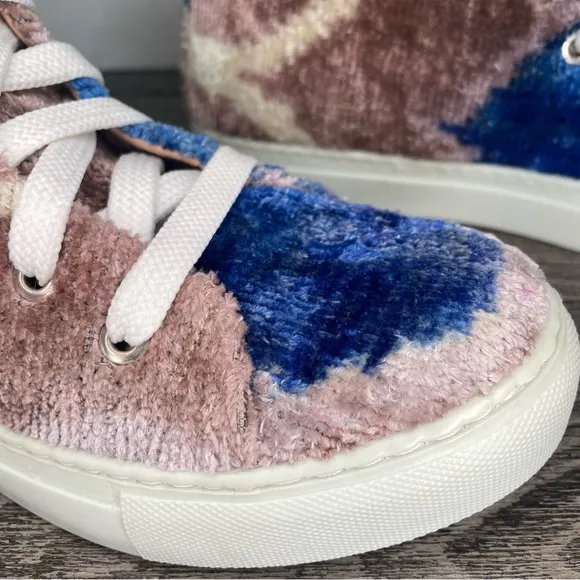 Elysian Ankara Silk Velvet Hi-top sneakers. EUR 38. Women’s 7.5. NWT. See pic