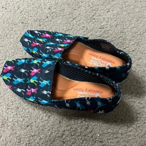 EUC Bobs For Dogs from Skechers Slip On/Flats with Memory Foam.