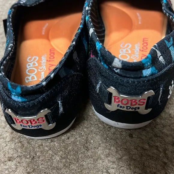 EUC Bobs For Dogs from Skechers Slip On/Flats with Memory Foam.