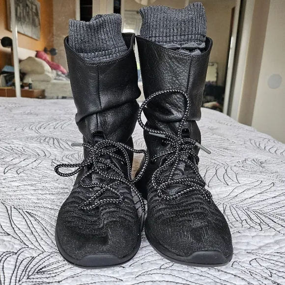 EUC Nike Roshe 2 Hi Flyknit Slouch Leather Boots W Sz 7 All Black Gray