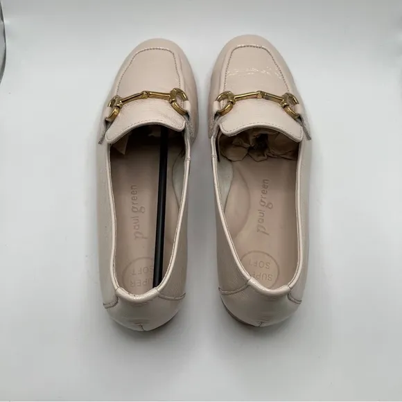 EUC Paul Green Women's Daphne Apron Toe Loafers patent leather size 3.5 US 6 974