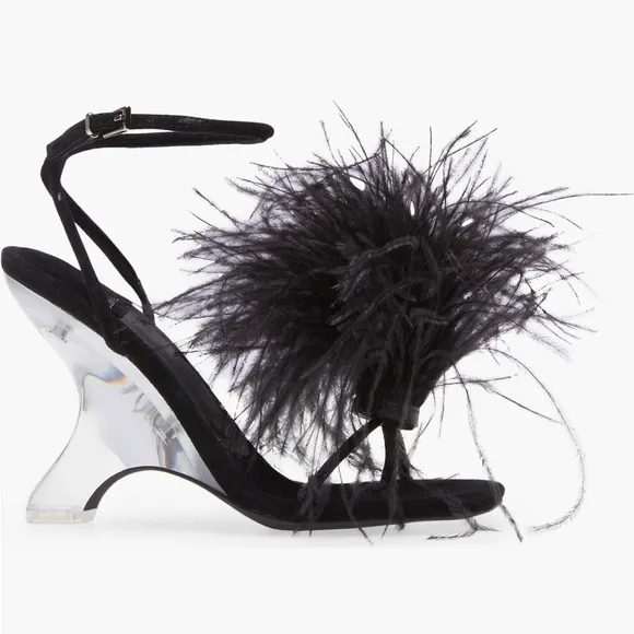 EUC - RARE find 🤩 flirt a lot ostrich feather heeled sandals. In original box.
