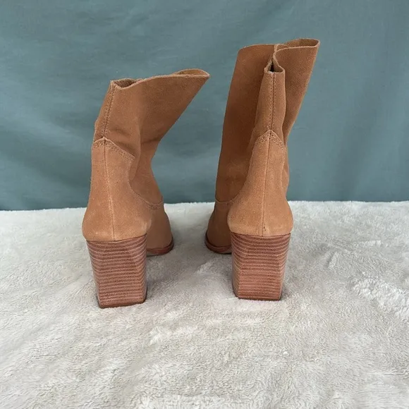 EUC SCHUTZ Boots 8.5 TESSIE Honeycomb Suede Booties Western Pointed Toe Pull On