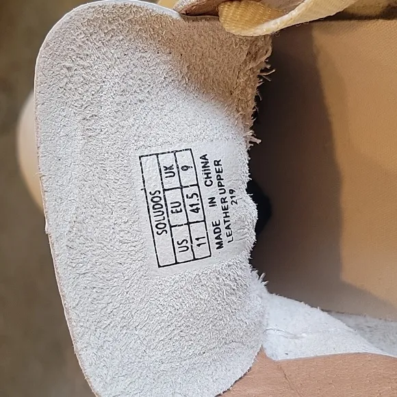 EUC Wms Soludos Ibiza White Leather Sneakers Size 11