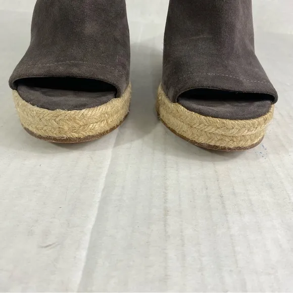 Evangeline Suede Peep-Toe Espadrille Wedge Sandals Size 8.5