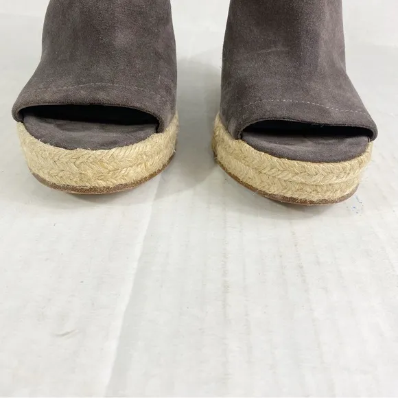 Evangeline Suede Peep-Toe Espadrille Wedge Sandals Size 8.5