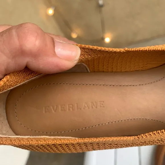 Everlane cognac pointy toe loafers flats size 6.5
