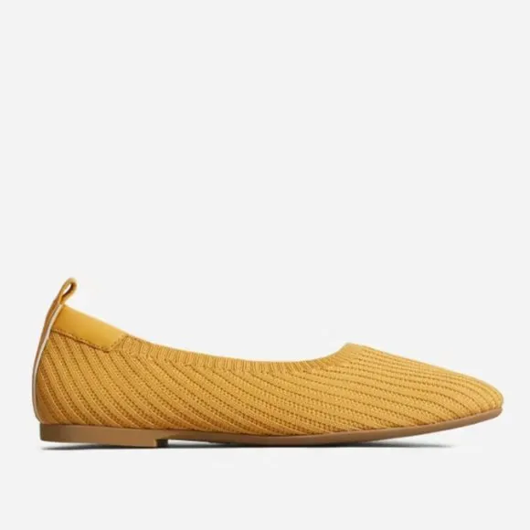 Everlane The Day Glove in ReKnit Red ballet flats slip on skimmers
