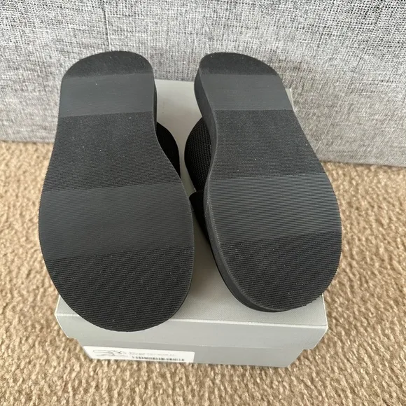 Everlane The ReKnit City Flatform Sandal in Black 6.5 NEW