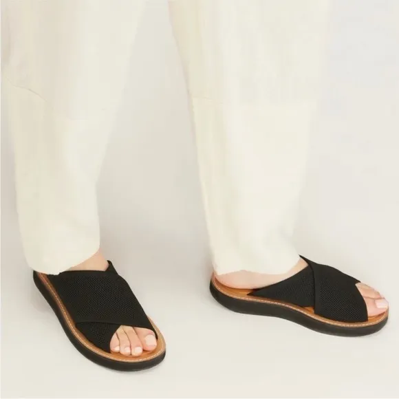 Everlane The ReKnit City Flatform Sandal in Black 6.5 NEW