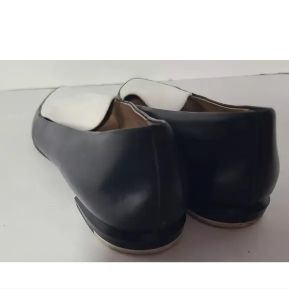 Everlane Womens The Modern Point Two Tone Loafer US 8