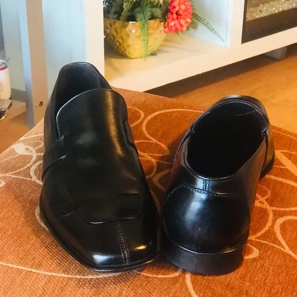 Featured: BRUNO MAGLI Split Toe Loafers