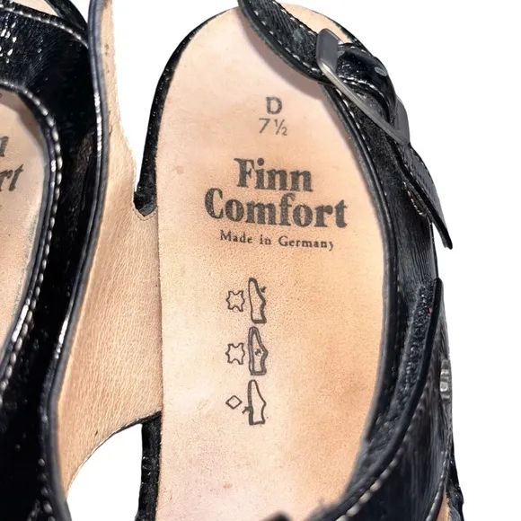 Finn Comfort Black Patent Leather Adana Sandals Women’s size 7.5