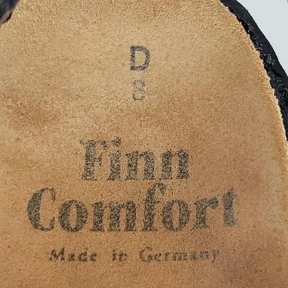 Finn Comfort Sandals Womens 8 Adana Black Patent Leather Adjustable Low Wedge