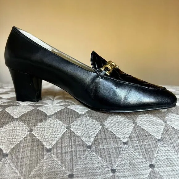 Francesca Black Leather Italian Loafers Quilted Top Gold Clasp EU 35.5 US 5 -5.5