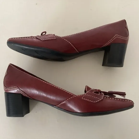 Franco Sarto “Joy” brown leather block heel square toe tassel topstitch heel 8M