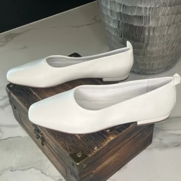 Franco Sarto Vana Ballet Flats in White Leather