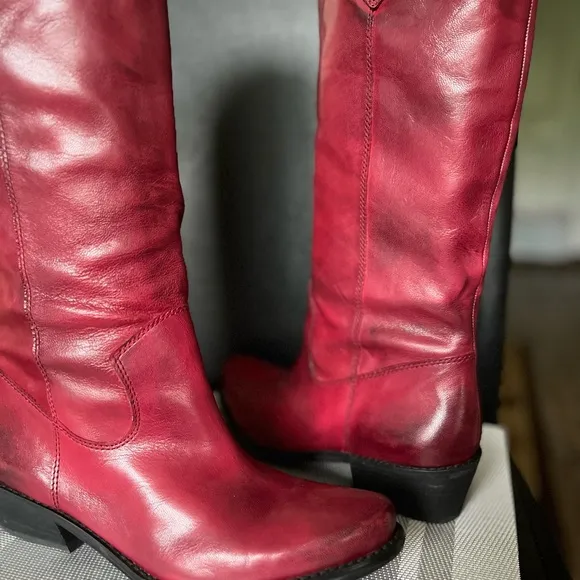 FRANCO SARTO WALINDA NWOT AUTHENTIC OXBLOOD RED SOFT LEATHER COWBOY BOOTS