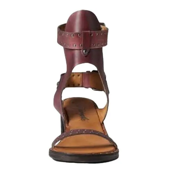 Free people Happiness Heeled Sandals size 39 missing top strap see photos