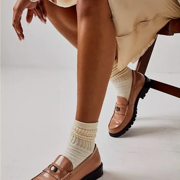 Free People Liv Loafers / Camel NWOB Size 38/8