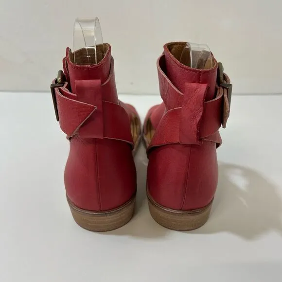 Free People Vale Boot (Berry) Women’s Size 6/36