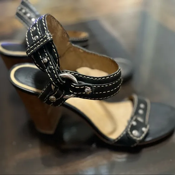 Frye April Studded Ring Ankle Strap Sandals Size 8